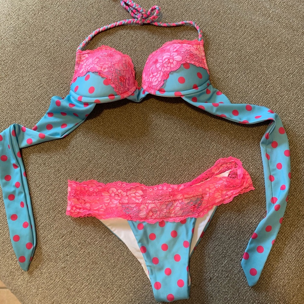 Beach Bunny Bathing suit
